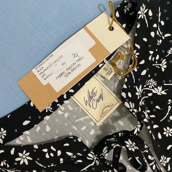 White Crow top. Fits large. NWT - Picture 7 of 7